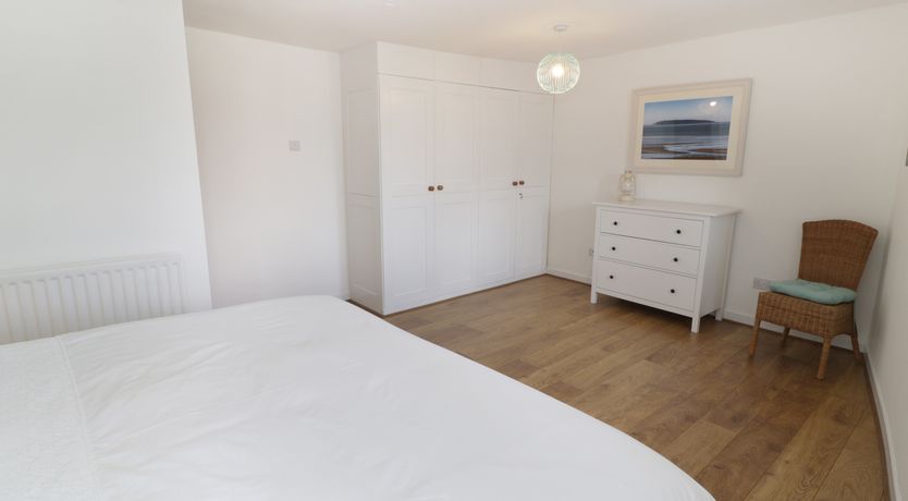 Photo of Waverley House