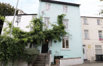 Waverley House Holiday Cottage