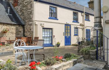 The Compass Holiday Cottage