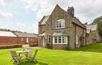 in Kington  (65640) Holiday Cottage