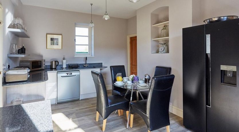 Photo of 2 Bed in Lyonshall