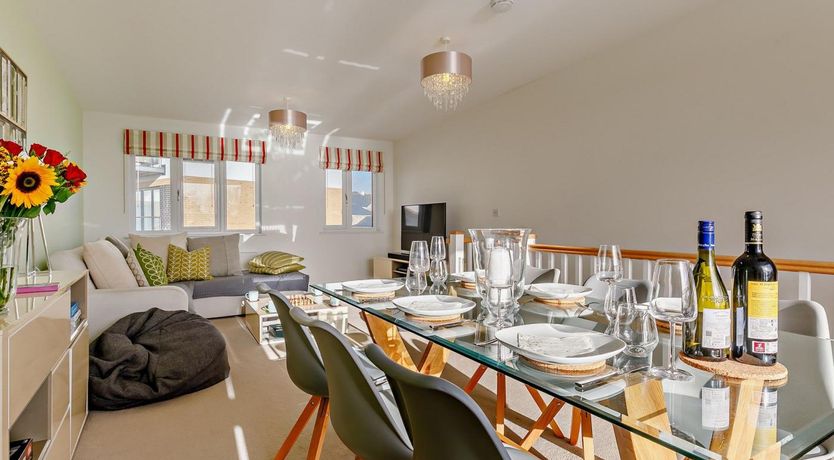 Photo of 3 Bed in St. Austell