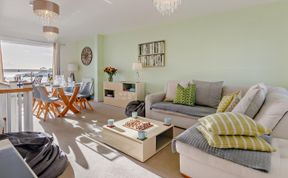 Photo of 3 Bed in St. Austell