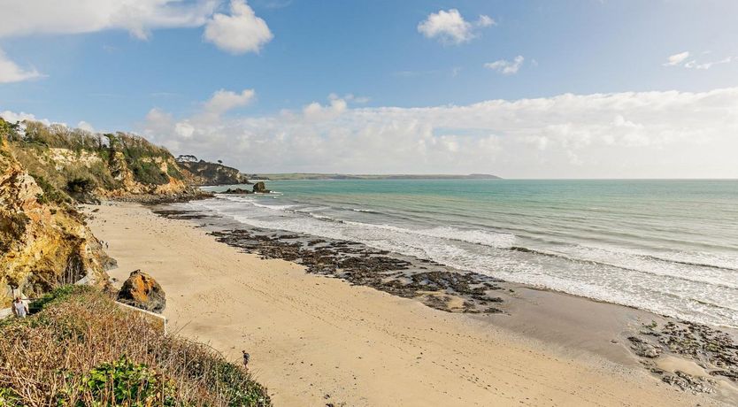 Photo of 3 Bed in St. Austell