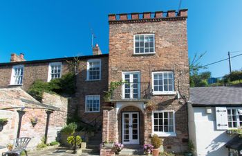 4 Bed in Knaresborough Holiday Cottage