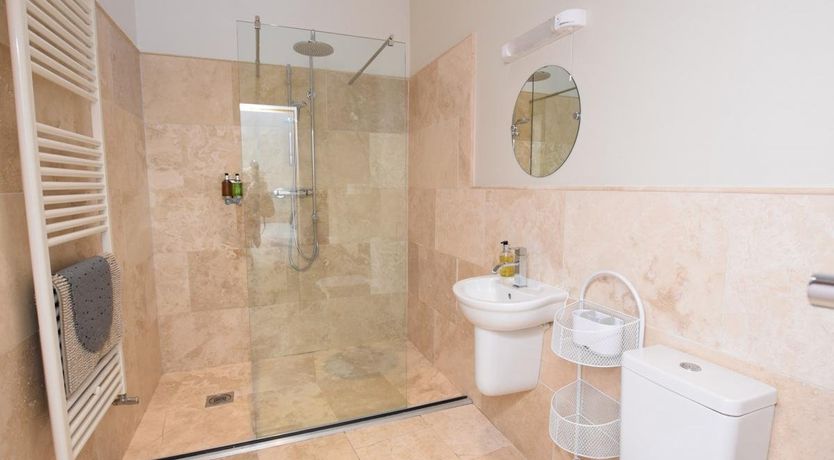 Photo of 2 Bed in Knaresborough