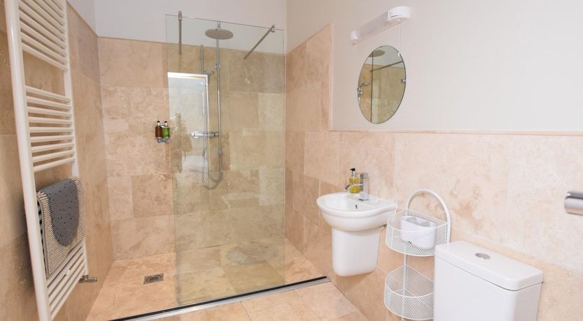 Photo of 2 Bed in Knaresborough