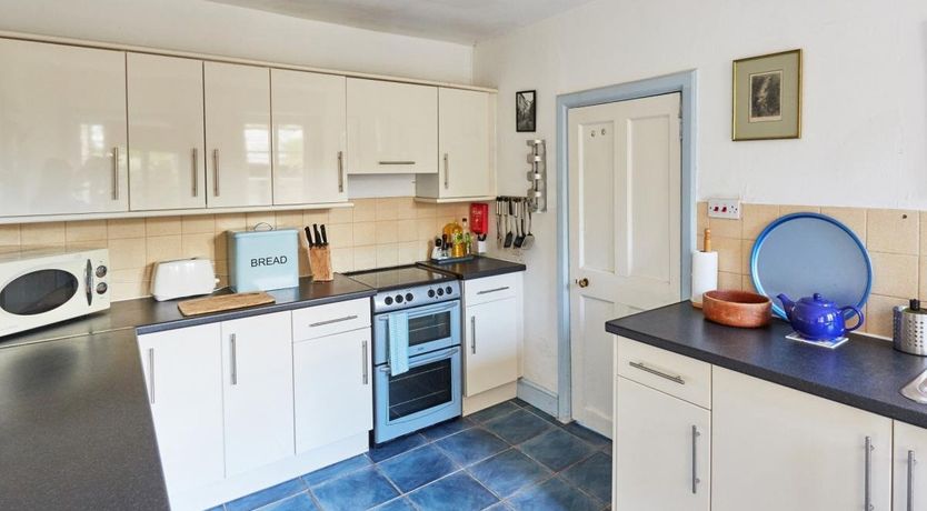 Photo of 3 Bed in Lyonshall