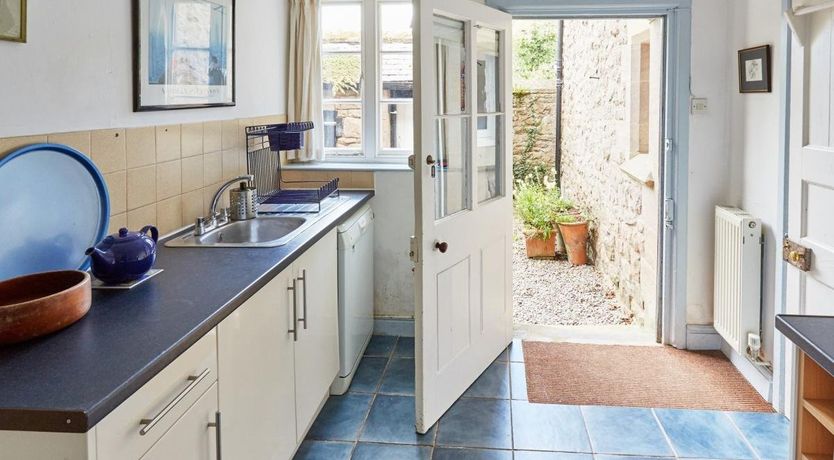 Photo of 3 Bed in Lyonshall