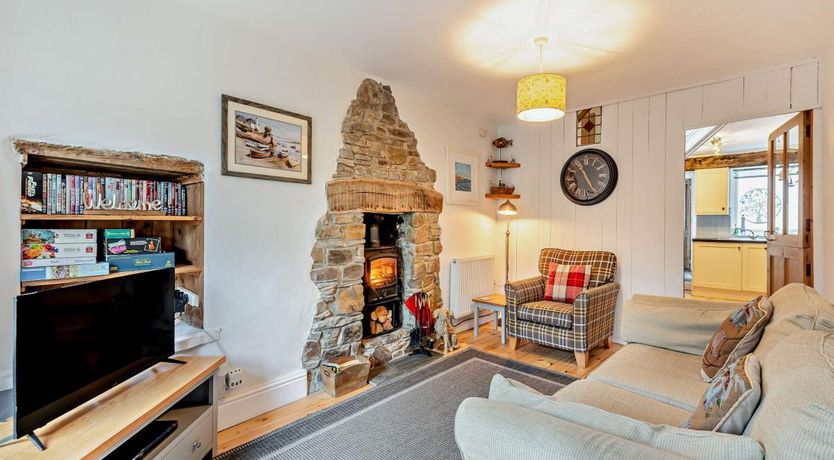 Photo of 3 Bed in Appledore