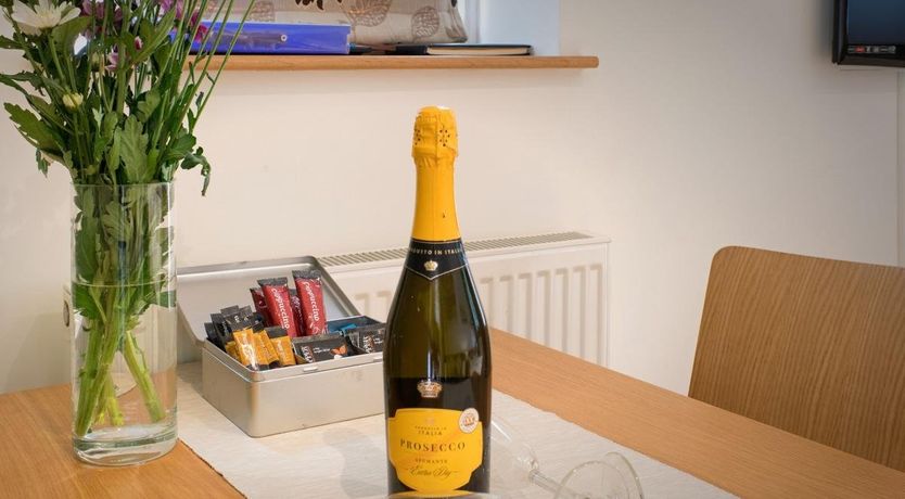 Photo of 1 Bed in Scriven