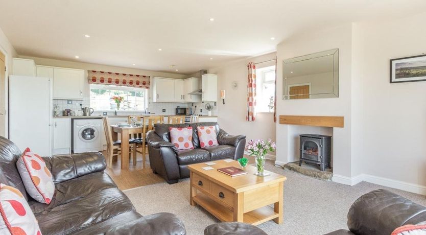 Photo of 3 Bed in Huby