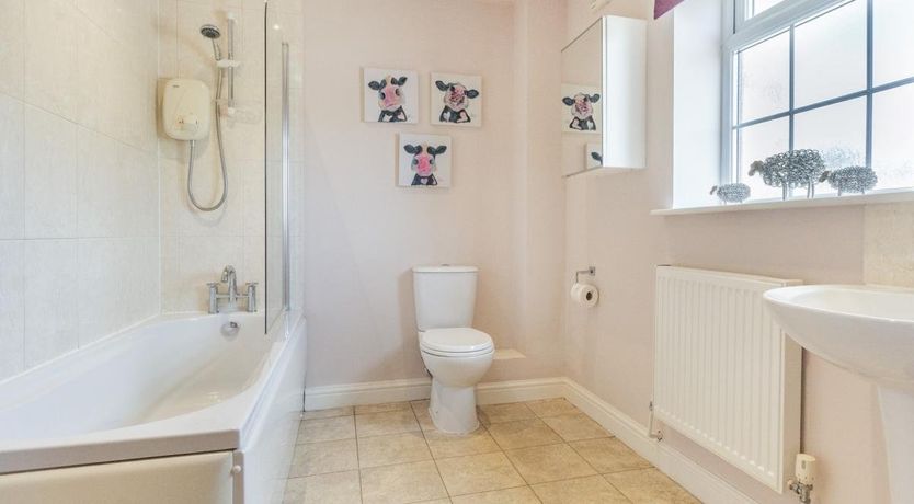 Photo of 3 Bed in Huby