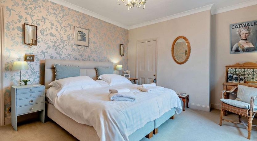 Photo of 2 Bed in Harrogate