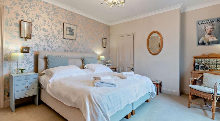 Photo of 2 Bed in Harrogate
