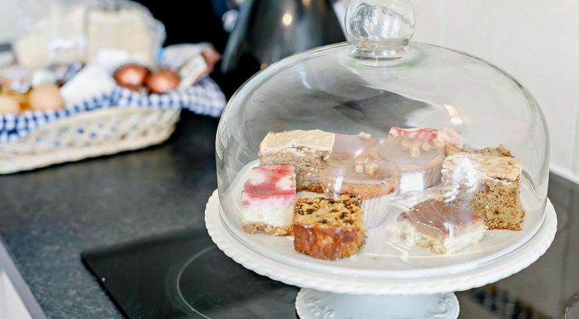 Photo of 2 Bed in Lindley