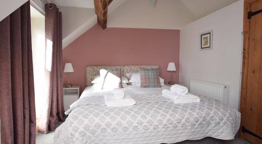 Photo of 2 Bed in Knaresborough