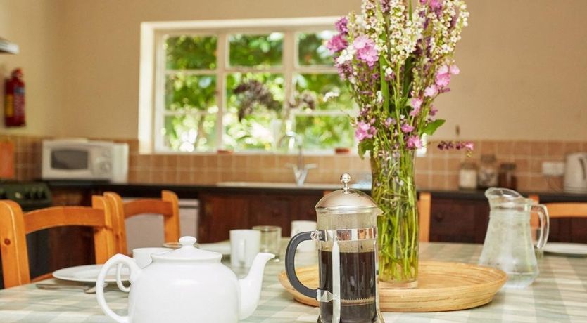 Photo of 8 Bed in Lyonshall