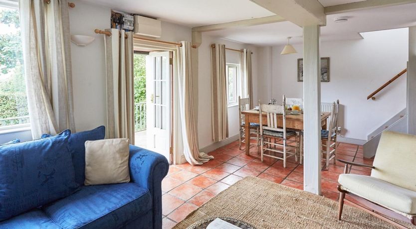 Photo of 2 Bed in Kington