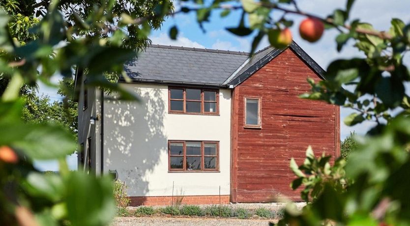 Photo of 2 Bed in Lyonshall