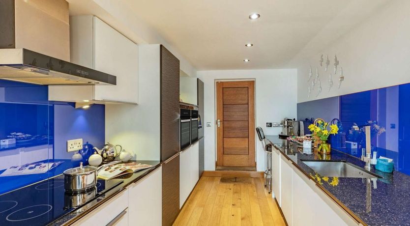 Photo of 1 Bed in Whitby