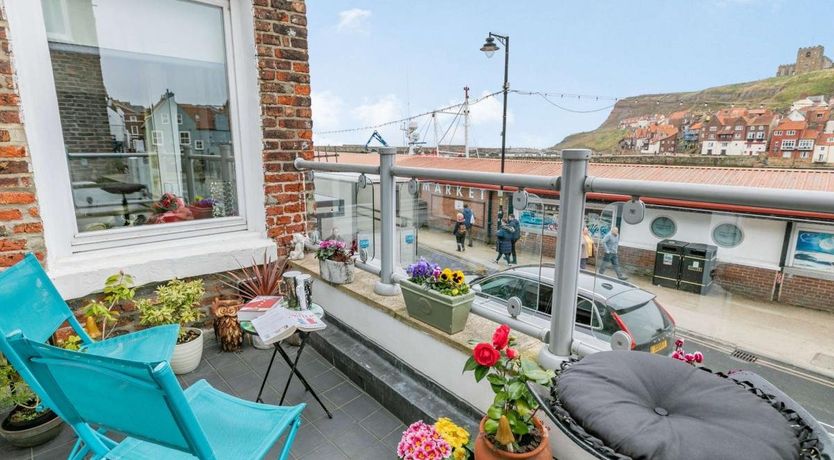 Photo of in Whitby (64431)