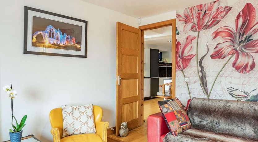 Photo of 1 Bed in Whitby