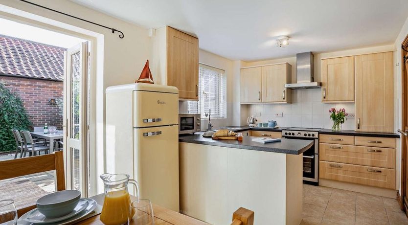 Photo of 3 Bed in Heacham