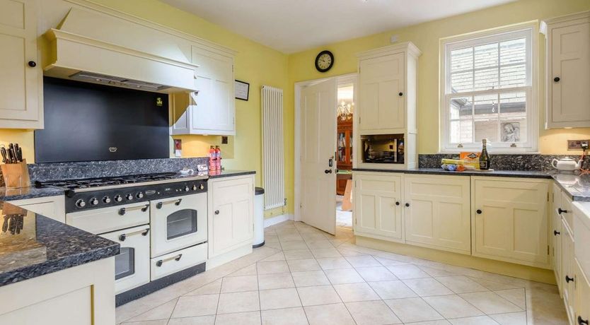 Photo of 11 Bed in Wainfleet