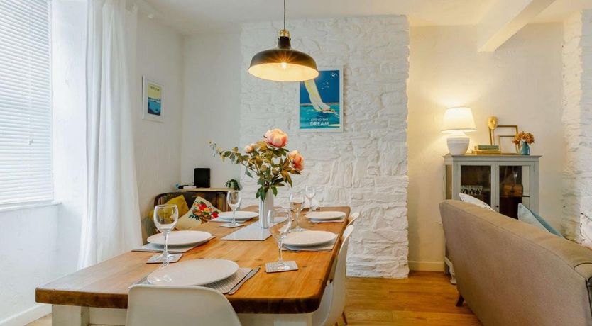 Photo of 3 Bed in Brixham