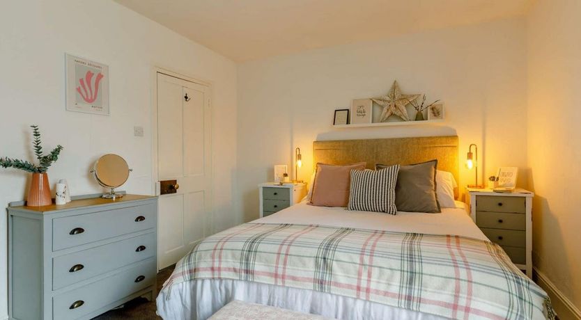 Photo of 3 Bed in Brixham