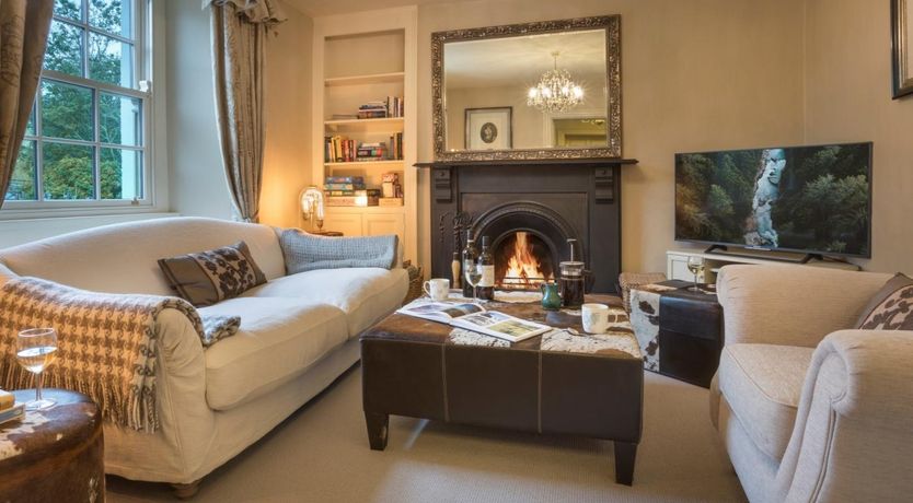 Photo of 5 Bed in Near Kirkby Lonsdale