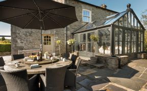 Photo of 5 Bed in Near Kirkby Lonsdale