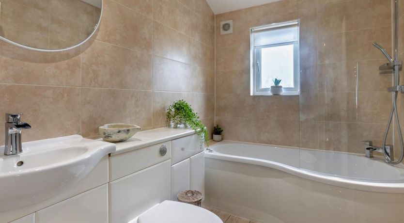 Photo of 3 Bed in Westward Ho