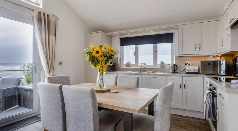 Photo of 3 Bed in Westward Ho