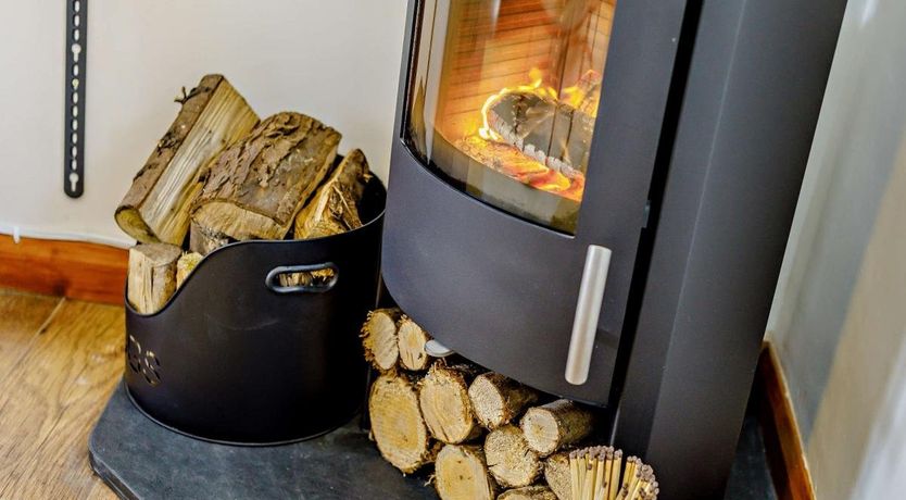 Photo of 3 Bed in Atherington