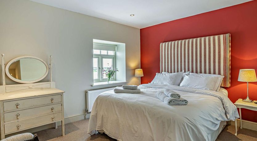 Photo of 3 Bed in Haverfordwest