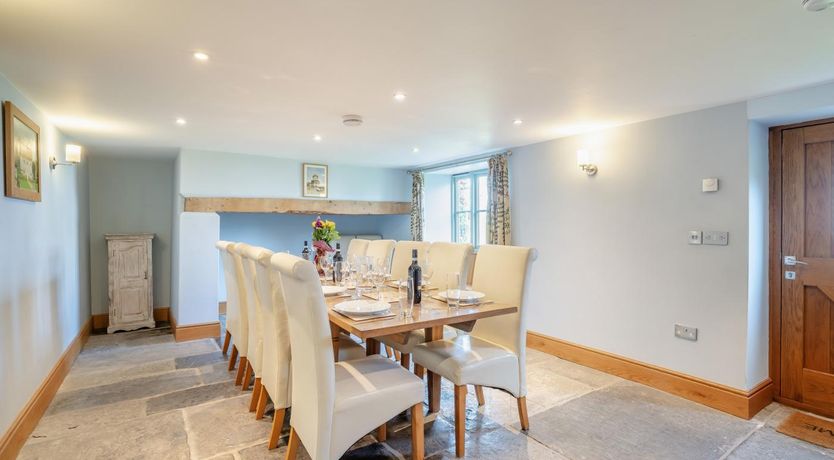 Photo of 5 Bed in Wells