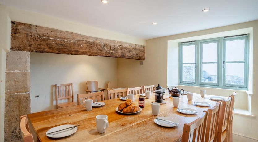 Photo of 5 Bed in Wells