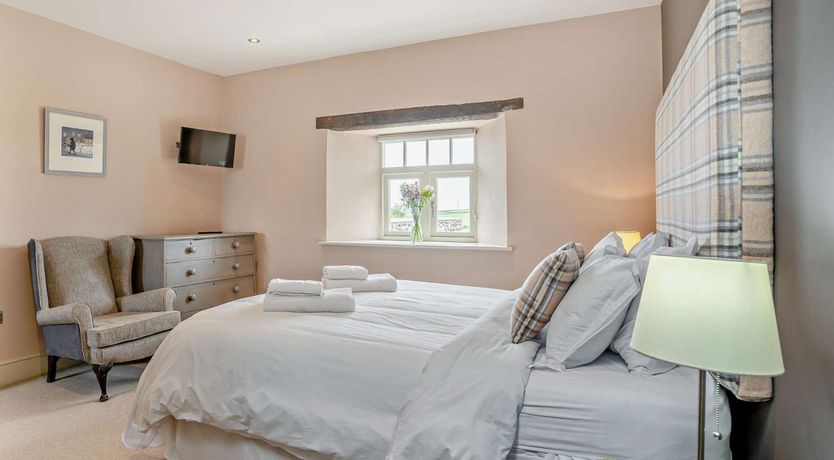 Photo of 1 Bed in Haverfordwest