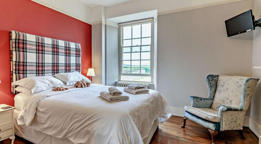 Photo of 5 Bed in St Davids