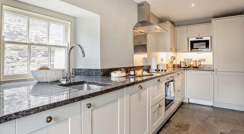 Photo of 3 Bed in Haverfordwest