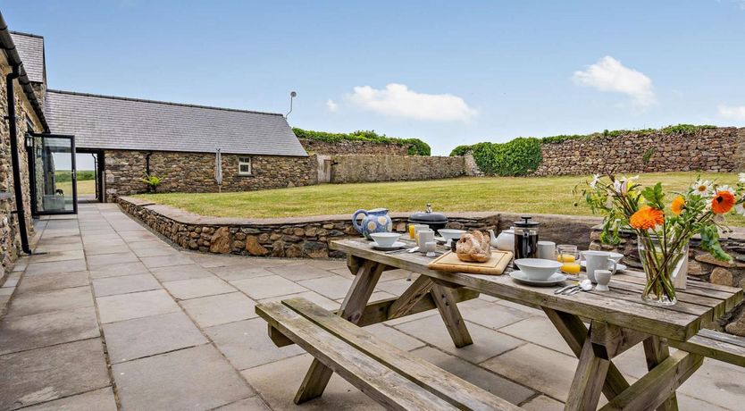 Photo of 2 Bed in Haverfordwest