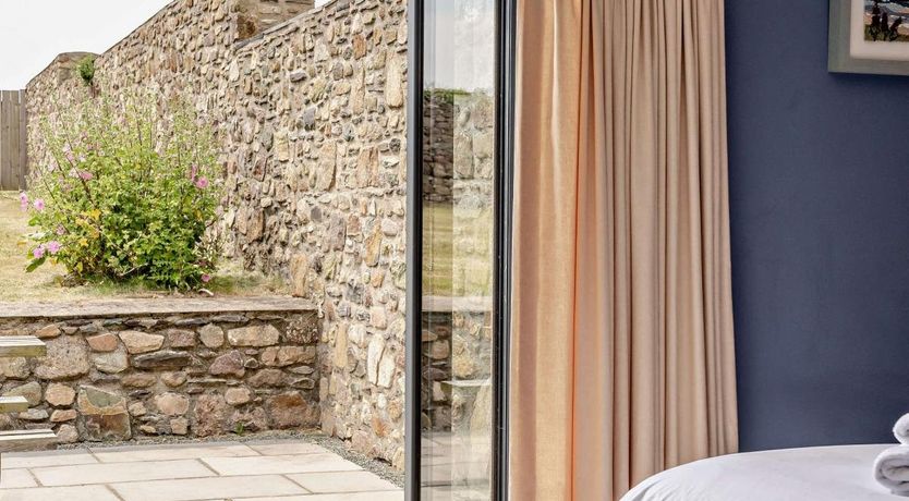 Photo of 2 Bed in St Davids