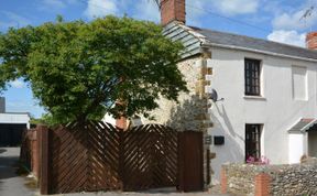 Photo of 1 Bed in Ilminster