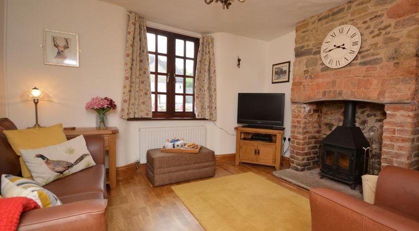 Photo of 1 Bed in Broadway