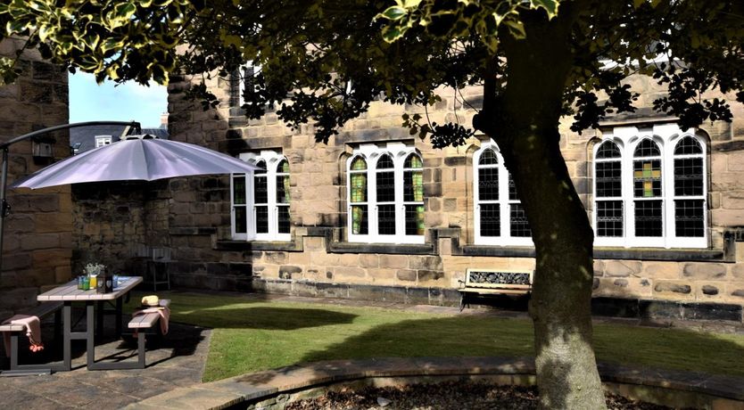 Photo of 5 Bed in Alnwick