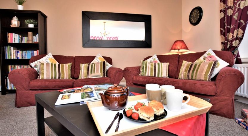 Photo of 5 Bed in Alnwick