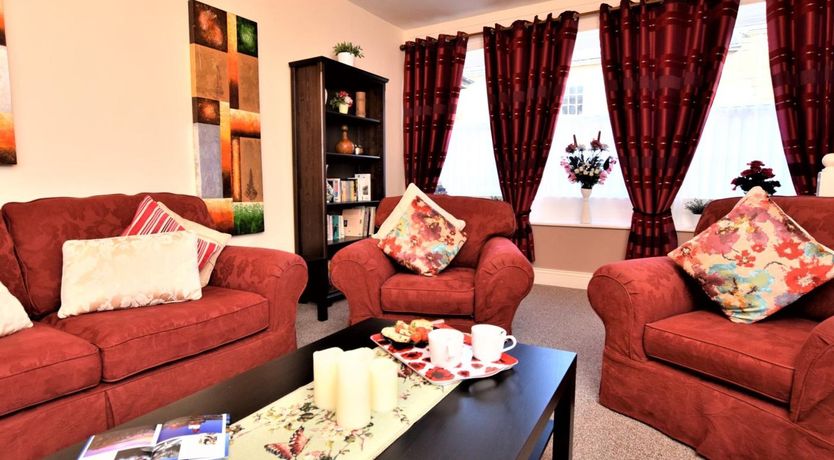 Photo of 5 Bed in Alnwick