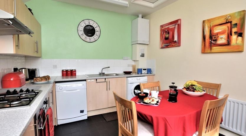 Photo of 5 Bed in Alnwick